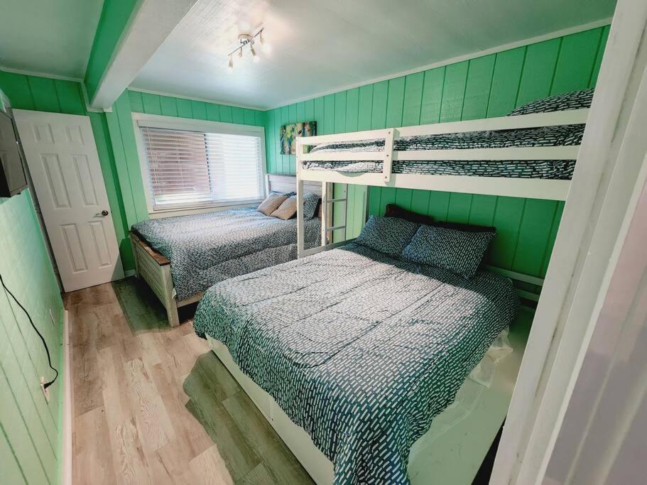 Beachview Beauty Steps To The Beach In West G Town Galveston Extérieur photo